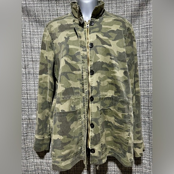 Lucky Brand Camouflage Utility Jacket, Women Size Medium - Picture 2 of 4